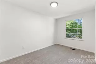 8424 Othello Pl, Charlotte, NC 28227 - Photo 15