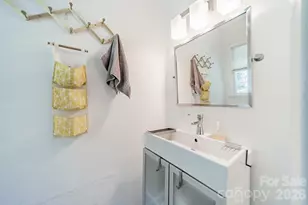 7116 Sherbourne Dr, Charlotte, NC 28210 - Photo 15