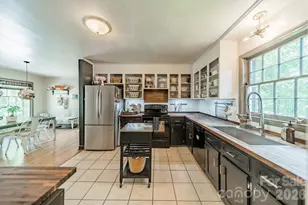 7116 Sherbourne Dr, Charlotte, NC 28210 - Photo 5