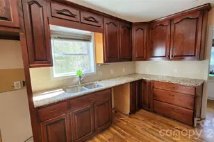 360 River Cv Ln, Hayesville, NC 28904 - Photo 7