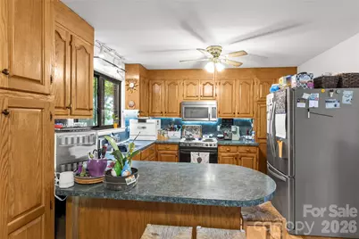 325 Swanson Drive SW, Lenoir, NC 28645 - Photo 13