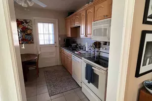 1327 S Kings Dr, Charlotte, NC 28207 - Photo 5
