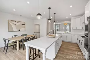 3024 Red Cardinal Ln, Charlotte, NC 28211 - Photo 23