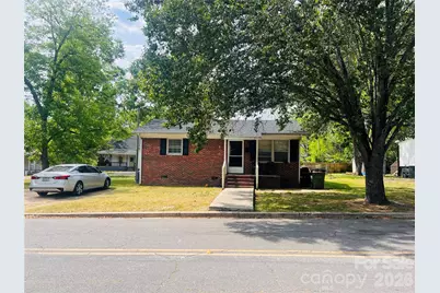 114 Hemphill Avenue, Chester, SC 29706 - Photo 1