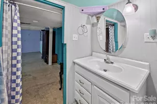 135 Hazelwood Dr, Forest City, NC 28043 - Photo 25