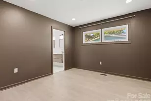 3633 Rosehaven Dr, Charlotte, NC 28205 - Photo 17