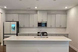 1221 Colgher St, Charlotte, NC 28227 - Photo 11