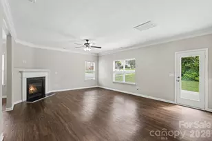 5618 Stowe Derby Dr, Charlotte, NC 28278 - Photo 5