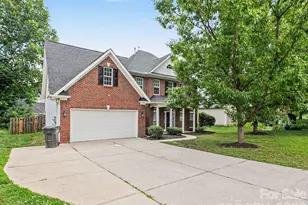 12102 Hampton Pl Dr, Charlotte, NC 28269 - Photo 3
