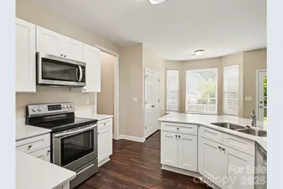 12102 Hampton Place Drive, Charlotte, NC 28269 - Photo 9