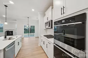 6410 Cherry Bark Oak Ln, Huntersville, NC 28078 - Photo 13
