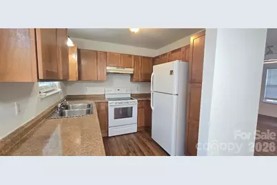 5751 Justins Forest Drive, Charlotte, NC 28212 - Photo 5