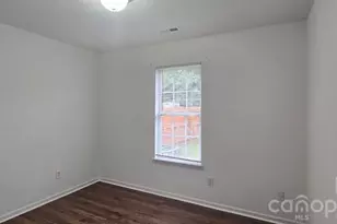 5751 Justins Forest Dr, Charlotte, NC 28212 - Photo 11