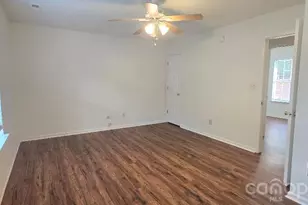 5751 Justins Forest Dr, Charlotte, NC 28212 - Photo 11