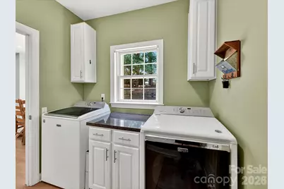 620 Meadow Lake Drive, Matthews, NC 28105 - Photo 33