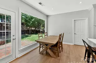 620 Meadow Lake Dr, Matthews, NC 28105 - Photo 17