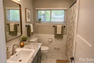 492 14th Ave Dr NE, Hickory, NC 28601 - Photo 13