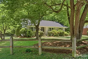 1534 Edgewater Dr, Charlotte, NC 28210 - Photo 39