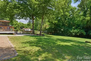1534 Edgewater Dr, Charlotte, NC 28210 - Photo 37