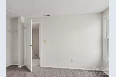 9416 Lexington Circle, Charlotte, NC 28213 - Photo 11