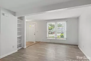 9416 Lexington Cir, Charlotte, NC 28213 - Photo 9