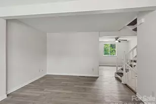 9416 Lexington Cir, Charlotte, NC 28213 - Photo 7