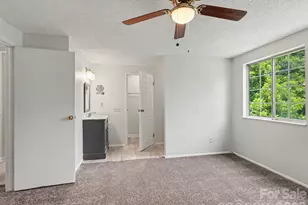 9416 Lexington Cir, Charlotte, NC 28213 - Photo 13