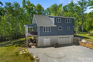 852 Marshall Ridge Rd, Edneyville, NC 28792 - Photo 37