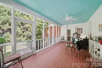 1013 14th Avenue Drive NW, Hickory, NC 28601 - Photo 15