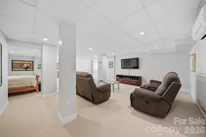 1013 14th Avenue Drive NW, Hickory, NC 28601 - Photo 31