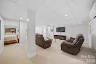 1013 14th Ave Dr NW, Hickory, NC 28601 - Photo 31