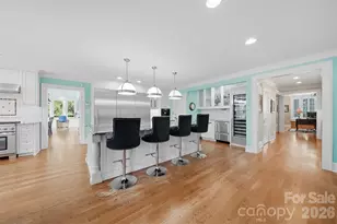 1013 14th Ave Dr NW, Hickory, NC 28601 - Photo 9