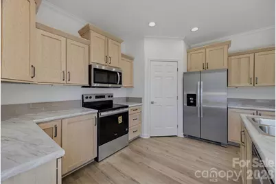 111 Sarah Avenue, Newton, NC 28658 - Photo 15