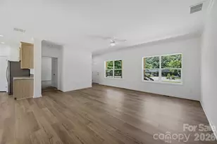 111 Sarah Ave, Newton, NC 28658 - Photo 9