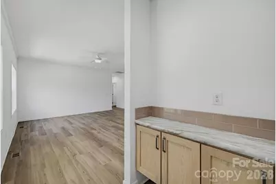111 Sarah Avenue, Newton, NC 28658 - Photo 5
