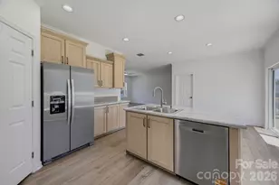111 Sarah Ave, Newton, NC 28658 - Photo 15