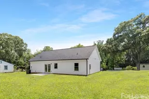 208 Graham St, Gastonia, NC 28052 - Photo 7