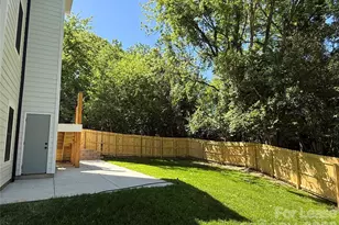 1139 Clanton Rd, Charlotte, NC 28217 - Photo 31