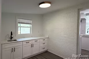 1139 Clanton Rd, Charlotte, NC 28217 - Photo 19