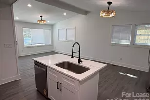1139 Clanton Rd, Charlotte, NC 28217 - Photo 5