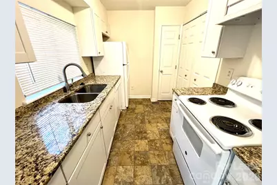 11304 E Wt Harris Boulevard, Charlotte, NC 28212 - Photo 7