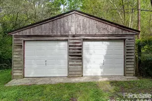 720 S Main St, Troy, NC 27371 - Photo 23