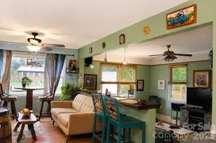 1122 Zion Ct, Charlotte, NC 28209 - Photo 7