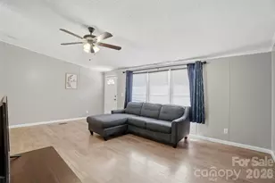 8755 Carroll St, Hickory, NC 28601 - Photo 9