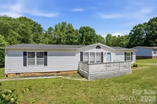 8755 Carroll St, Hickory, NC 28601 - Photo 3