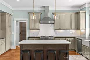 2830 Chelsea Dr, Charlotte, NC 28209 - Photo 13