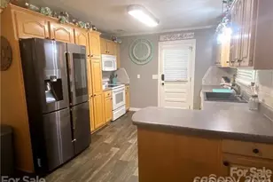 3461 Greentree Acres Rd, Valdese, NC 28690 - Photo 3