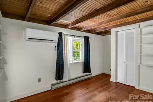 255 & 257 Crescent St, Saluda, NC 28773 - Photo 13