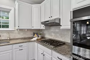 607 Birchwood Dr, Waxhaw, NC 28173 - Photo 9