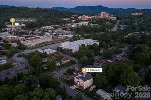 6 Dailey Dr, Asheville, NC 28801 - Photo 5